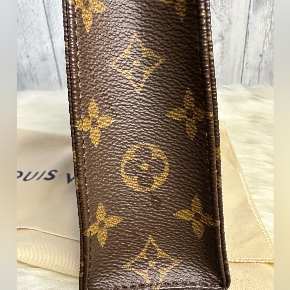 LOUIS VUITTON monogram toiletry GM - Picture 17 of 17